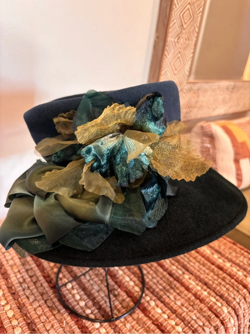 Louise Green Designer Wool Felt Wide Brim Floral Church Derby Hat Blue Green USA